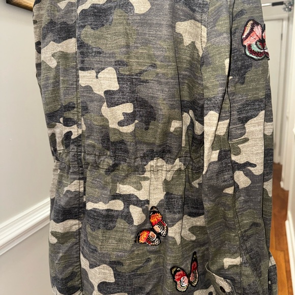 GAP Camouflage Utility Jacket - Picture 3 of 4
